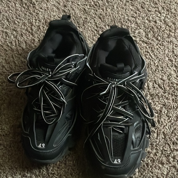 balenciaga tracks size 9 (43 eu) - Picture 2 of 4
